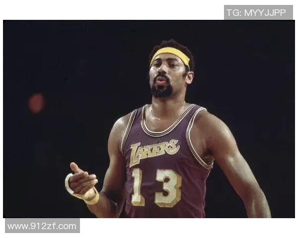 凯尔特人文化的传承与发展：历史背景、艺术成就及其对现代社会的影响